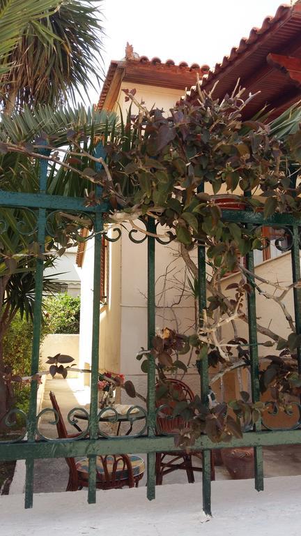 Villa Nineta'S House Sea View Near The Airport Artemida  Exterior foto