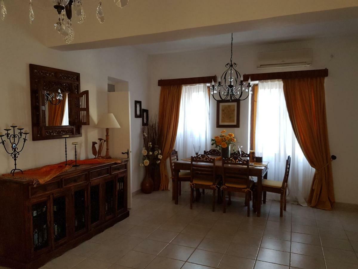 Villa Nineta'S House Sea View Near The Airport Artemida  Exterior foto